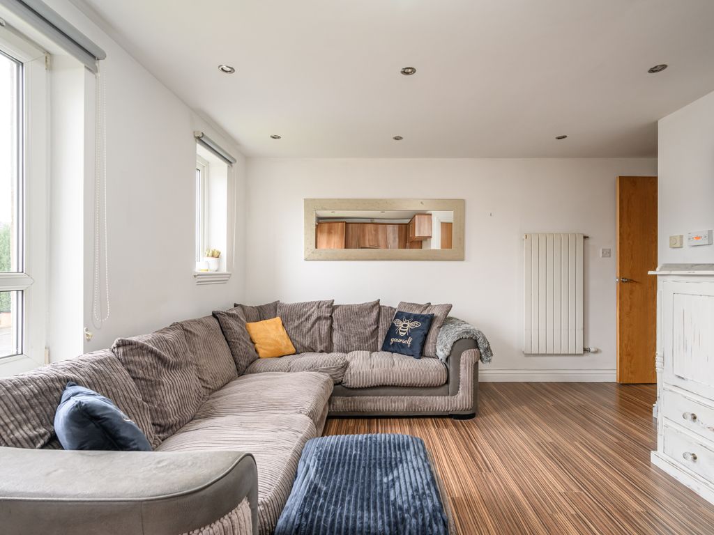1 bed flat for sale in 1/8 Fauldburn, Edinburgh EH12, £115,000