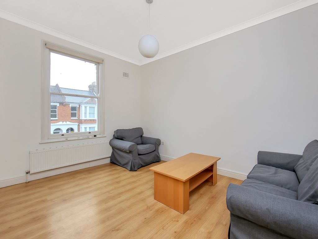 2 bed flat to rent in Eastern Road, Bounds Green, London N22, £1,750 pcm
