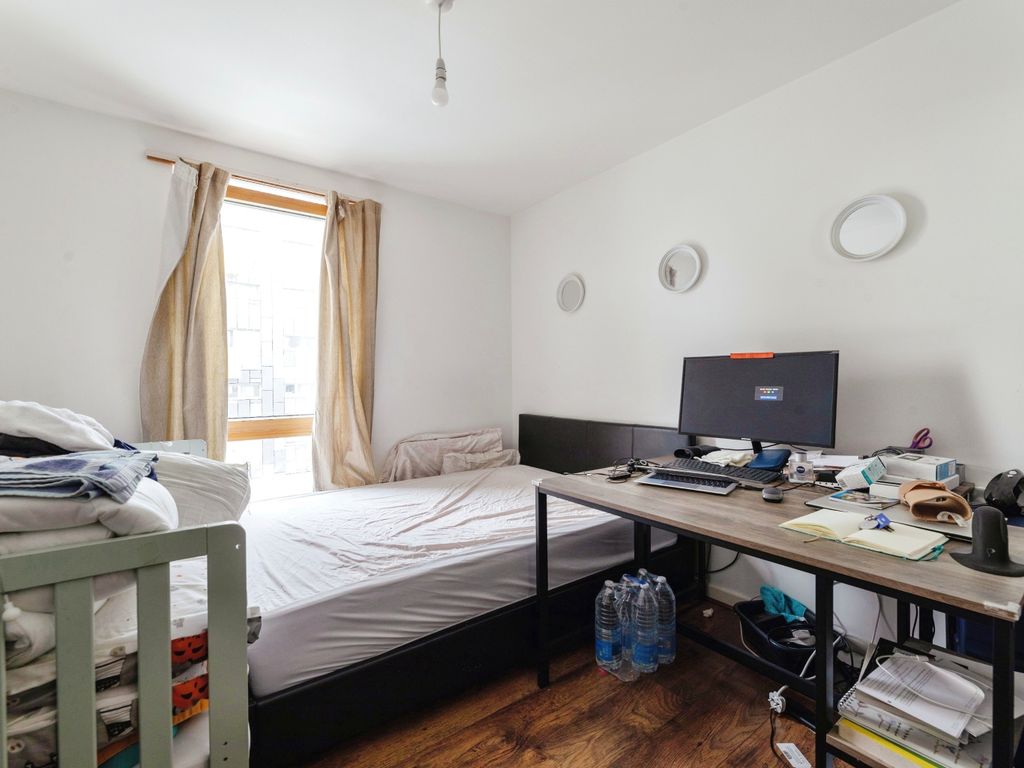 1 bed flat for sale in 87 Axe Street, Barking IG11, £235,000