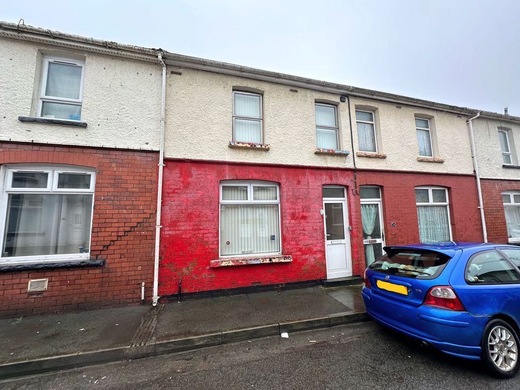 2 bed property for sale in Rectory Road, Crumlin, Newport NP11, £60,000