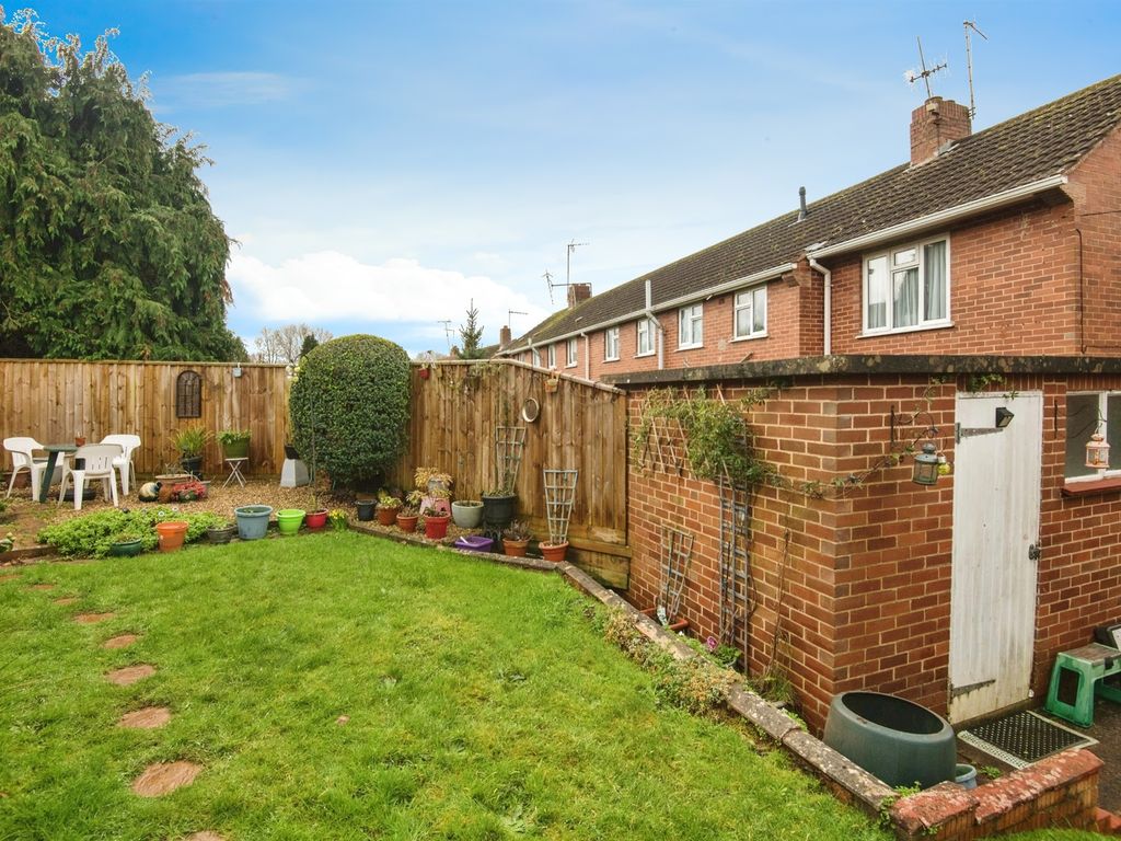 2 bed maisonette for sale in Alford Close, Exeter EX1, £190,000