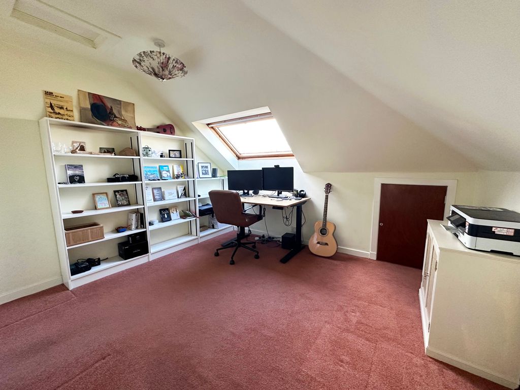 4 bed detached house for sale in Elliot Park, Craiglockhart, Edinburgh EH14, £540,000