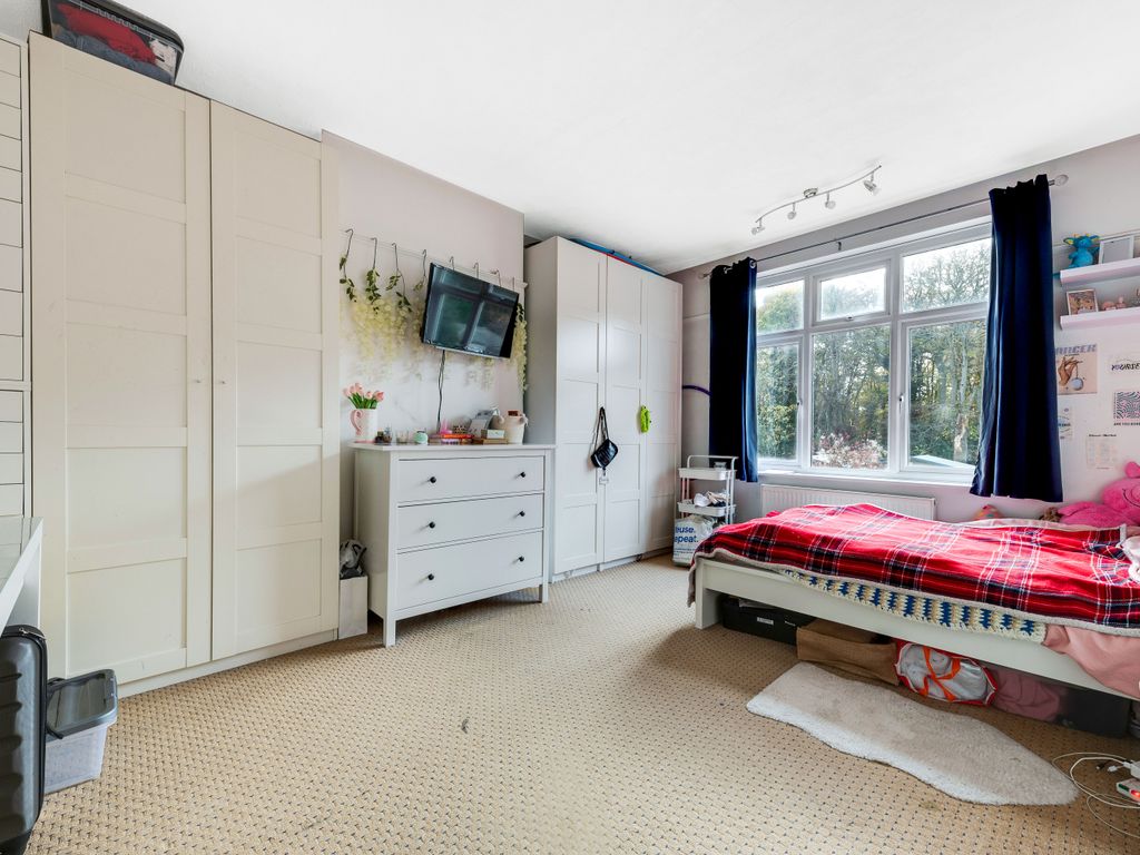 3 bed terraced house for sale in Eden Way, Beckenham BR3, £675,000