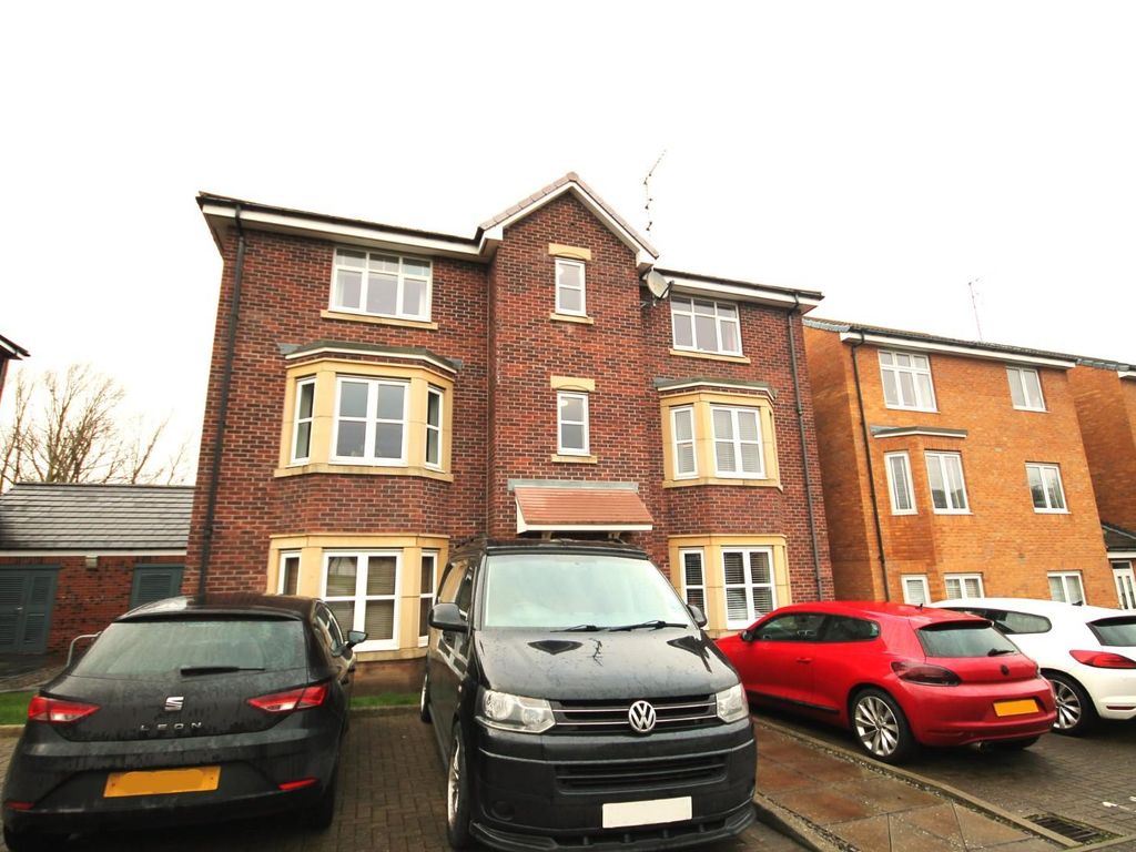 2 bed flat for sale in Fairview Gardens, Stockton-On-Tees TS20, £114,950