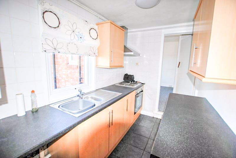 2 bed flat for sale in Shotton Avenue, Blyth NE24, £65,000