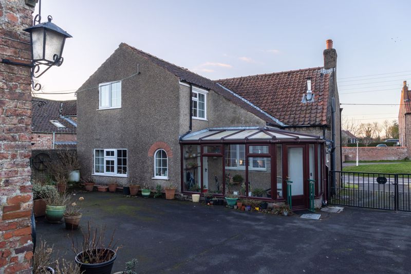 3 bed detached house for sale in Main Street, Bishop Wilton, York YO42, £575,000