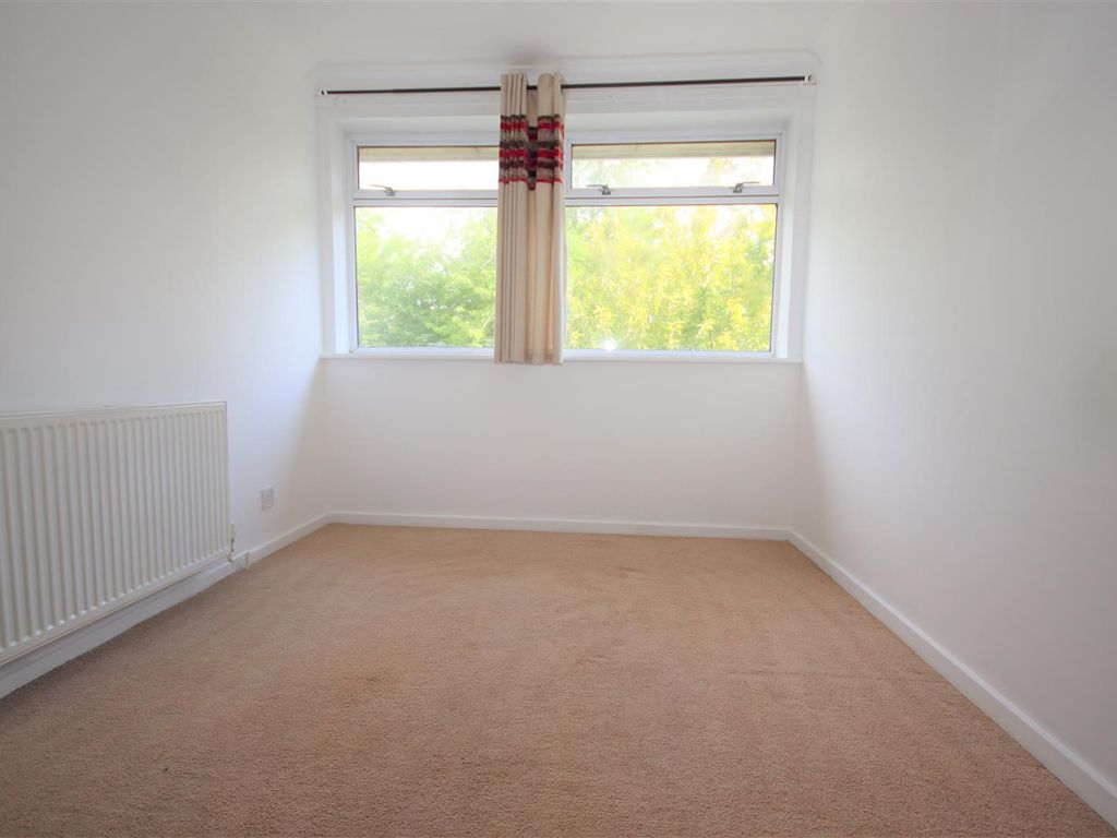 3 bed property to rent in Cherry Hinton Road, Cambridge CB1, £1,800 pcm