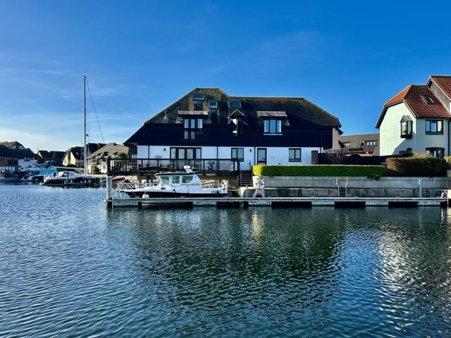 5 bed detached house for sale in White Heather Court, Hythe Marina Village, Hythe, Southampton SO45, £2,195,000