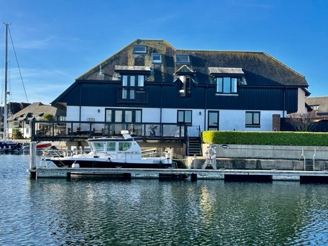 5 bed detached house for sale in White Heather Court, Hythe Marina Village, Hythe, Southampton SO45, £2,195,000