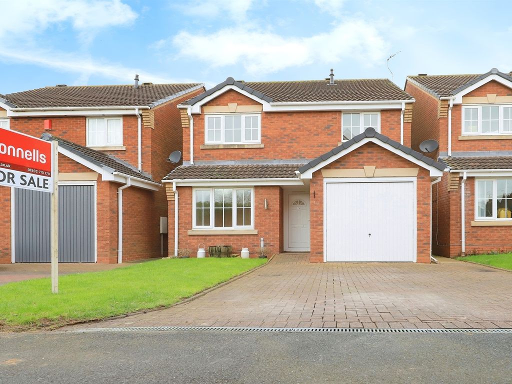 4 bed detached house for sale in Homage Place, Off Brewood Road, Coven, Wolverhampton WV9, £375,000