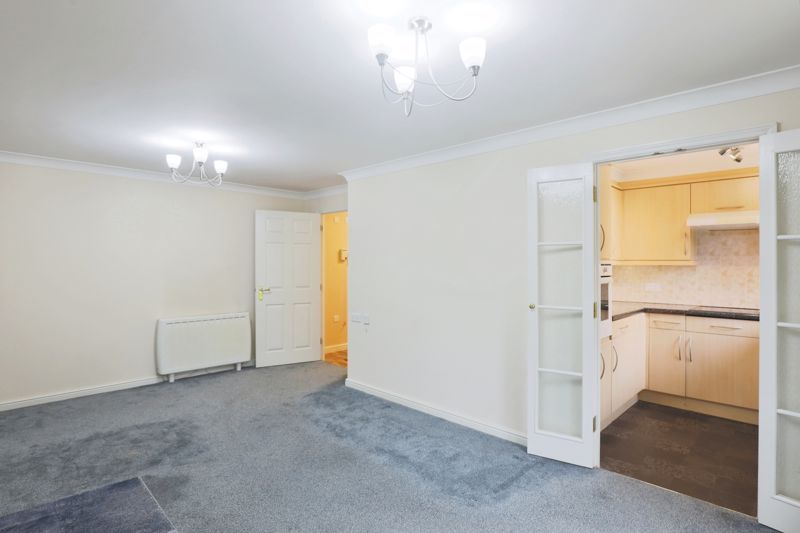1 bed flat for sale in Kings Meadow Court, Lydney GL15, £125,000