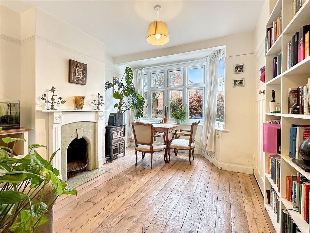 3 bed terraced house for sale in Cromwell Road, Cambridge CB1, £470,000