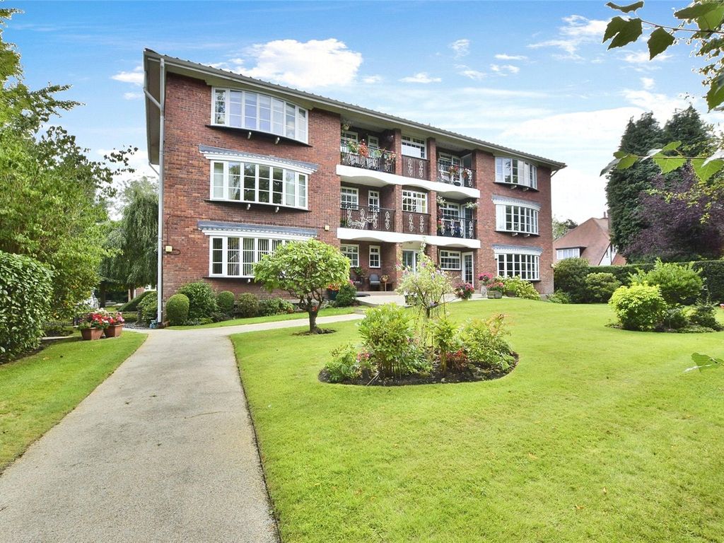 2 bed flat for sale in Ladybrook Road, Bramhall, Stockport, Greater Manchester SK7, £365,000