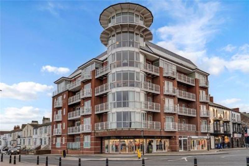 3 bed flat for sale in Sea View Street, Cleethorpes DN35, £550,000