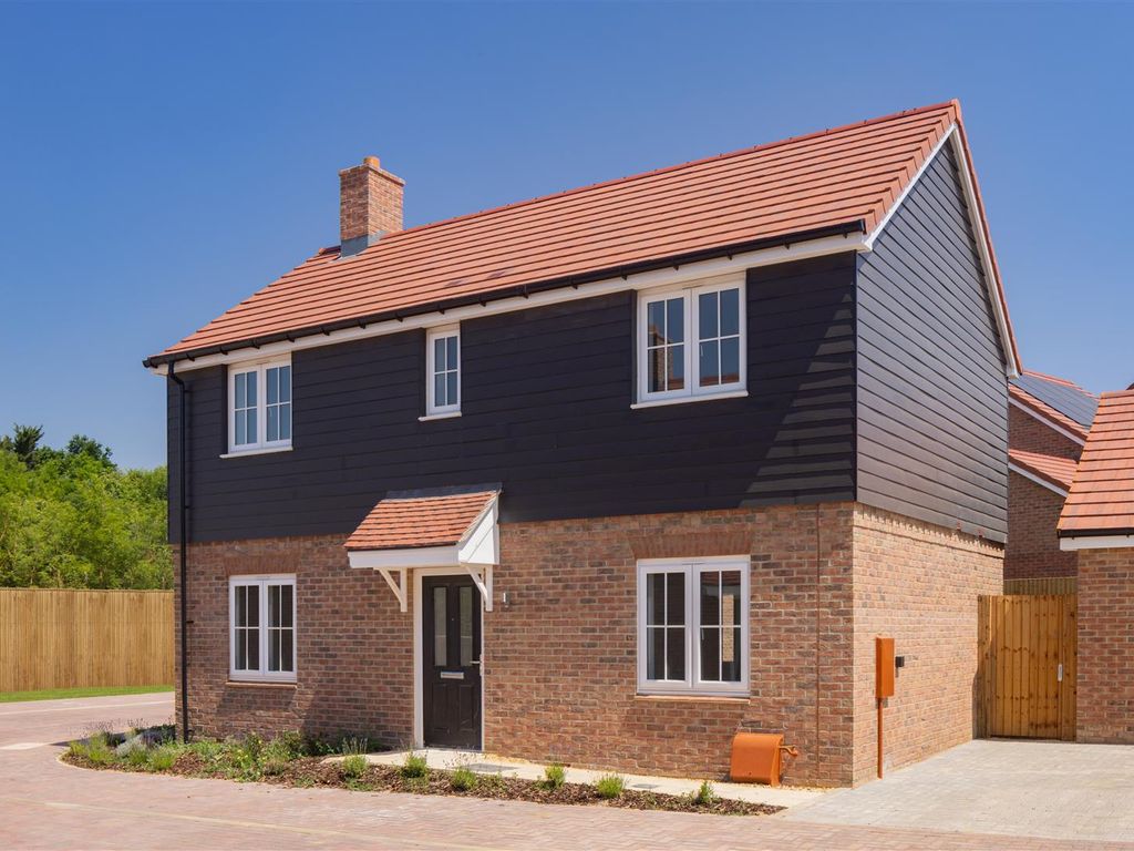 New home, 3 bed detached house for sale in Plot 235, The Gosford, Saxon Park, Biddenham MK40, £439,995