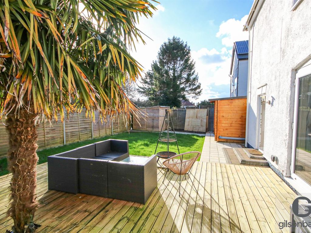 3 bed detached house for sale in Plumstead Road, Norwich NR1, £385,000