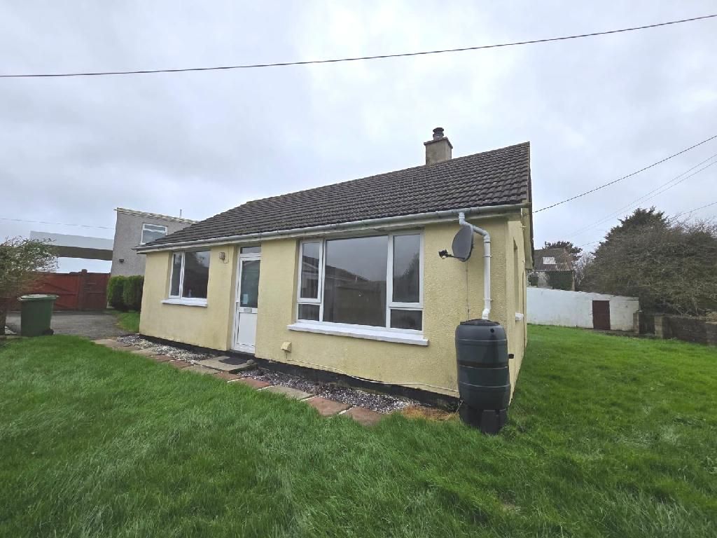 2 bed detached bungalow to rent in Fraddam Road, Fraddam, Hayle TR27, £850 pcm