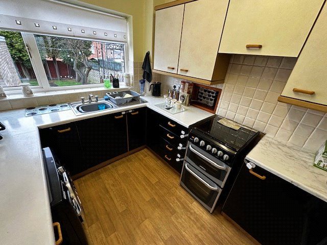3 bed semi-detached house to rent in Ercall Close, Trench, Telford TF2, £1,000 pcm