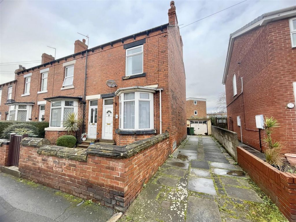 2 bed end terrace house for sale in Coupland Road, Garforth, Leeds LS25, £160,000