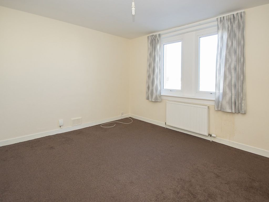 2 bed flat for sale in Hurlford Road, Kilmarnock KA1, £47,500