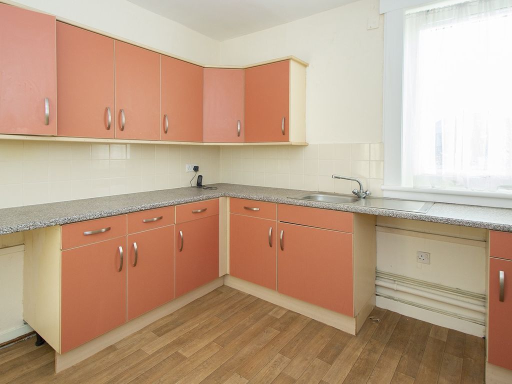 2 bed flat for sale in Hurlford Road, Kilmarnock KA1, £47,500