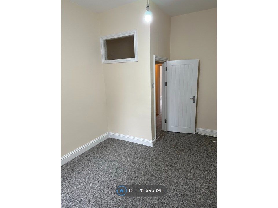 2 bed flat to rent in Ground Floor, Bristol BS8, £1,400 pcm