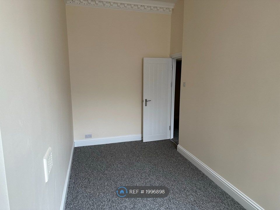 2 bed flat to rent in Ground Floor, Bristol BS8, £1,400 pcm