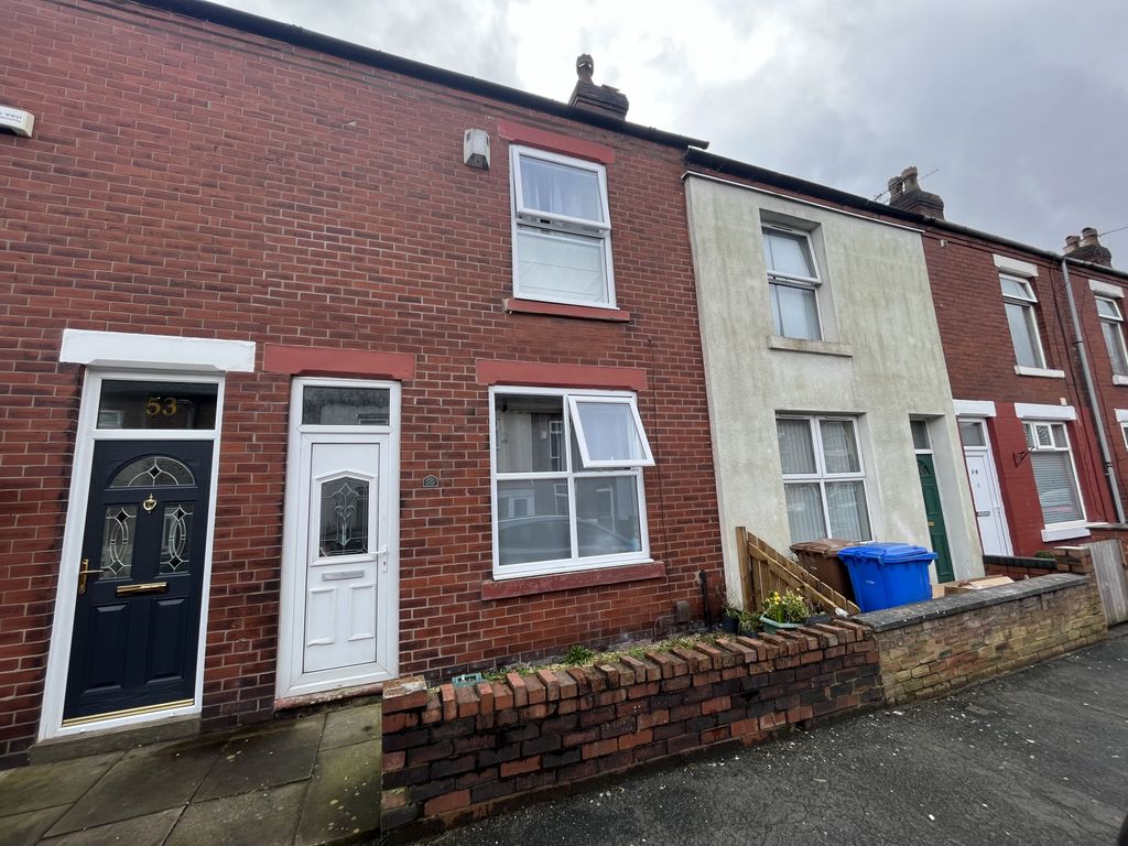3 bed terraced house for sale in Stapleton Street, Salford M6, £185,000