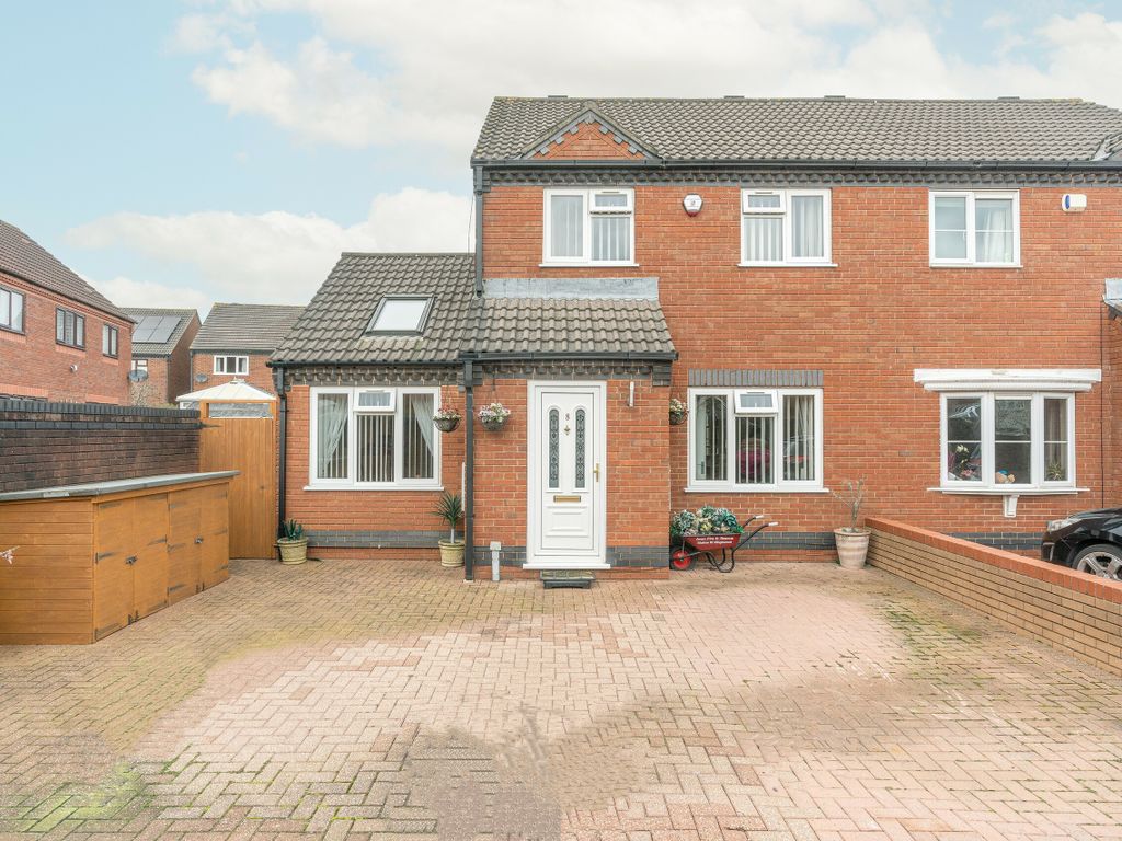 3 bed semi-detached house for sale in Blackthorn Drive, Bradley Stoke, Bristol BS32, £359,950