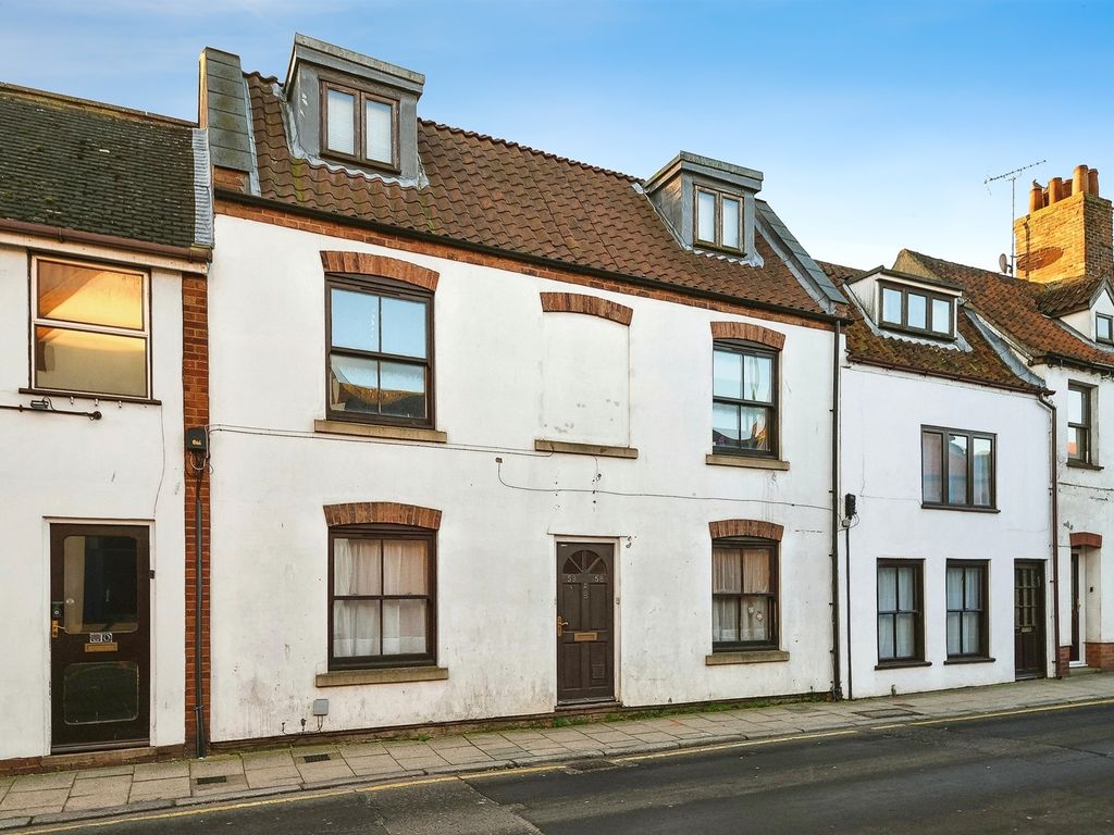 1 bed flat for sale in Norfolk Street, King's Lynn PE30, £90,000