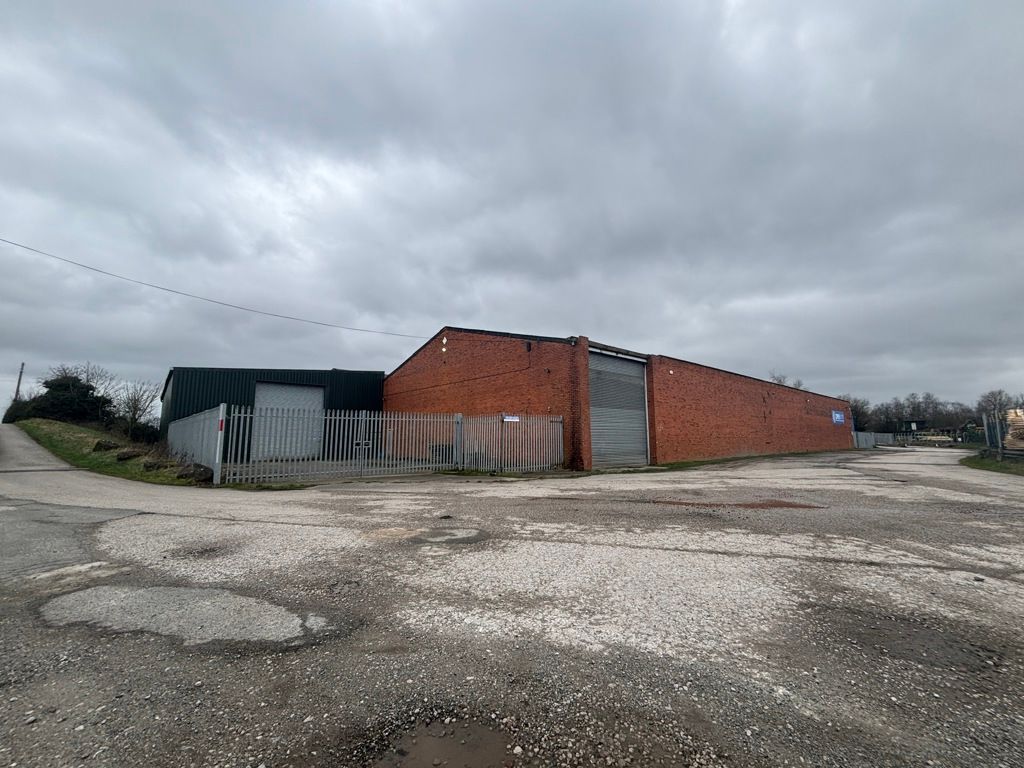 Industrial to let in Unit 1 Lightwood Green Industrial Estate, Overton, Wrexham, Flintshire LL13, £77,000 pa