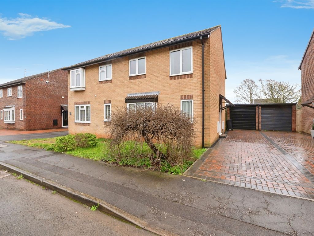 3 bed semi-detached house for sale in Press Moor Drive, Barrs Court, Bristol BS30, £340,000