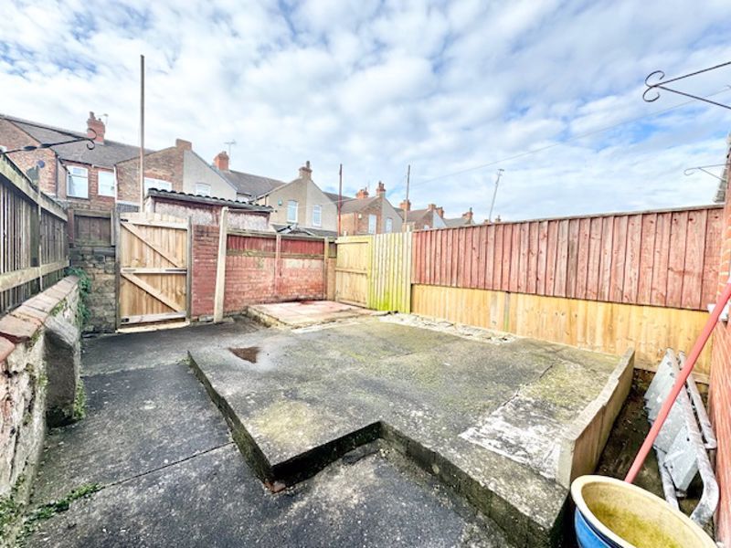 3 bed terraced house for sale in Kew Road, Cleethorpes DN35, £127,950