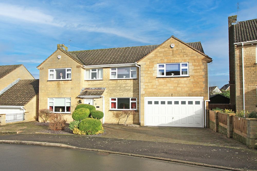 4 bed detached house for sale in Brookfield, Highworth, Swindon SN6, £699,950