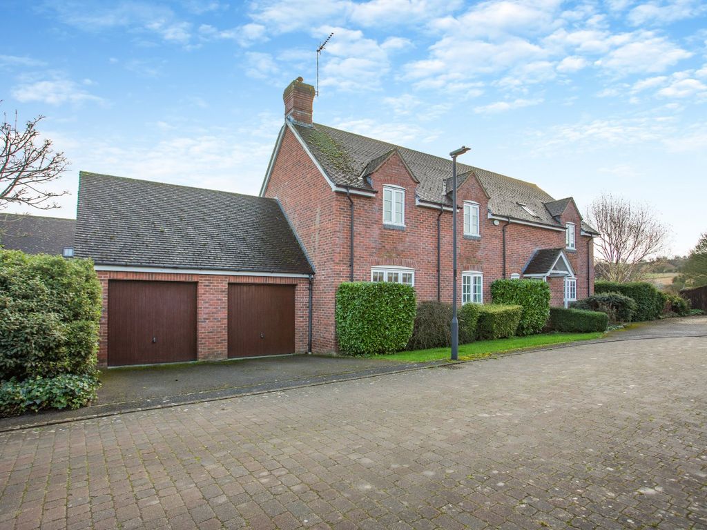 4 bed detached house for sale in Home Farm Close, Heddington, Calne, Wiltshire SN11, £625,000