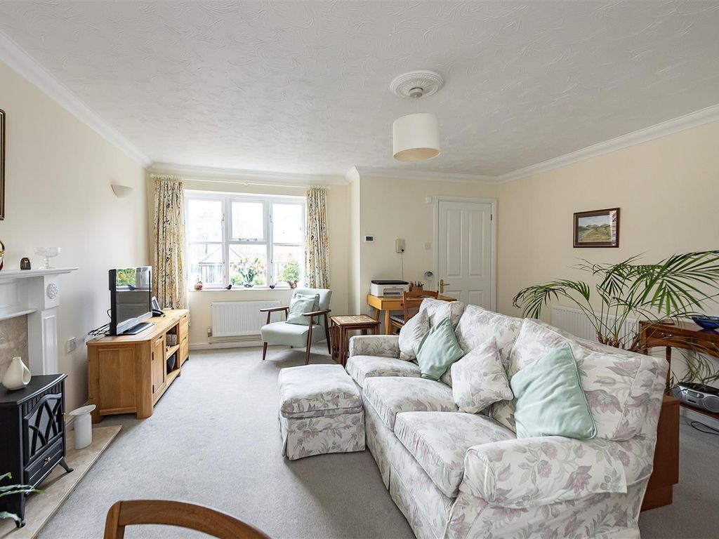 1 bed flat for sale in Sun Lane, Harpenden AL5, £395,000