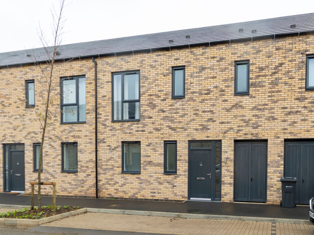 3 bed terraced house to rent in Belgrave Village, Bird Close, Birmingham B12, £1,950 pcm