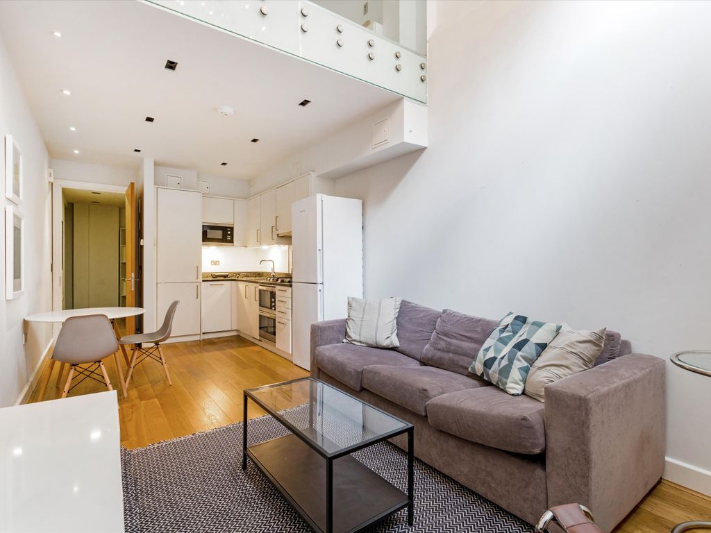 1 bed flat for sale in Barter Street, London WC1A, £700,000
