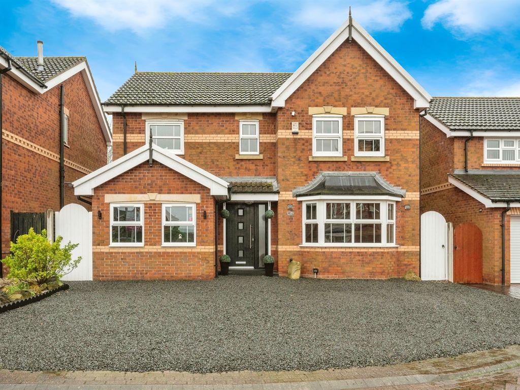 4 bed detached house for sale in Springwood Grove, Thurnscoe, Rotherham S63, £260,000