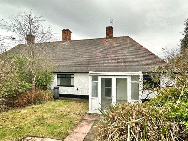 2 bed bungalow for sale in Middleton Boulevard, Nottingham, Nottinghamshire NG8, £210,000