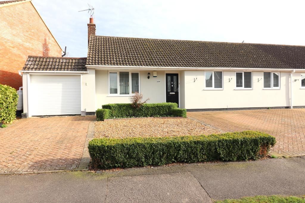 3 bed bungalow for sale in Norman Road, Barton Le Clay, Bedfordshire MK45, £400,000