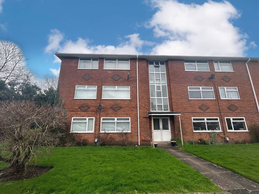 2 bed flat for sale in Gail Park, Bradmore, Wolverhampton WV3, £125,000