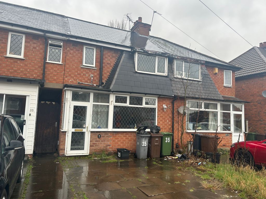 3 bed property to rent in Amberley Road, Solihull B92, £1,295 pcm