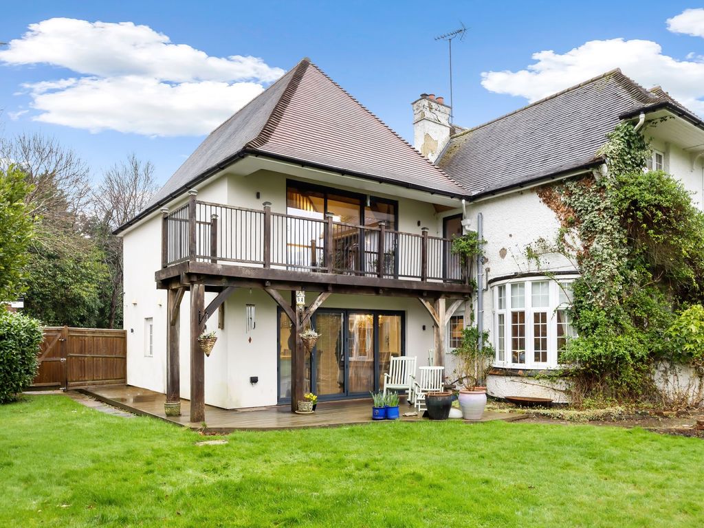 5 bed detached house for sale in Balcombe Road, Horley RH6, £1,300,000
