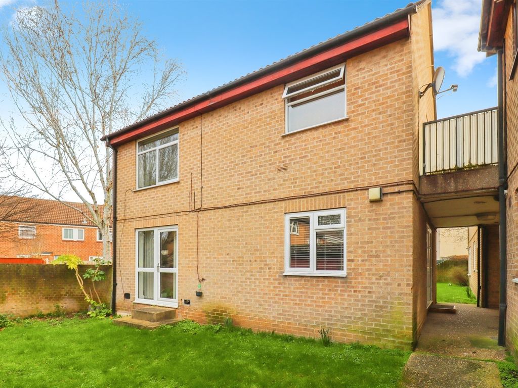 1 bed flat for sale in Bryony Close, Old Catton, Norwich NR6, £150,000