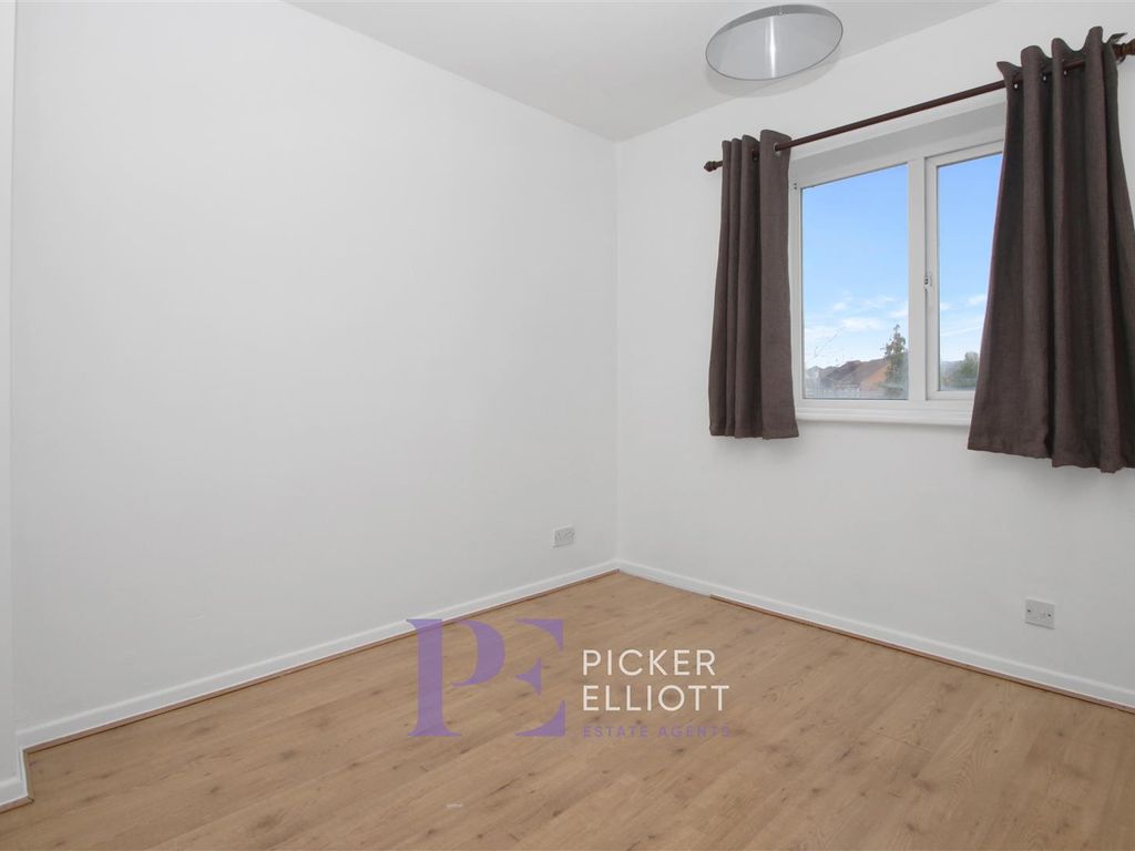 1 bed flat for sale in Bank Terrace, Barwell, Leicester LE9, £85,000