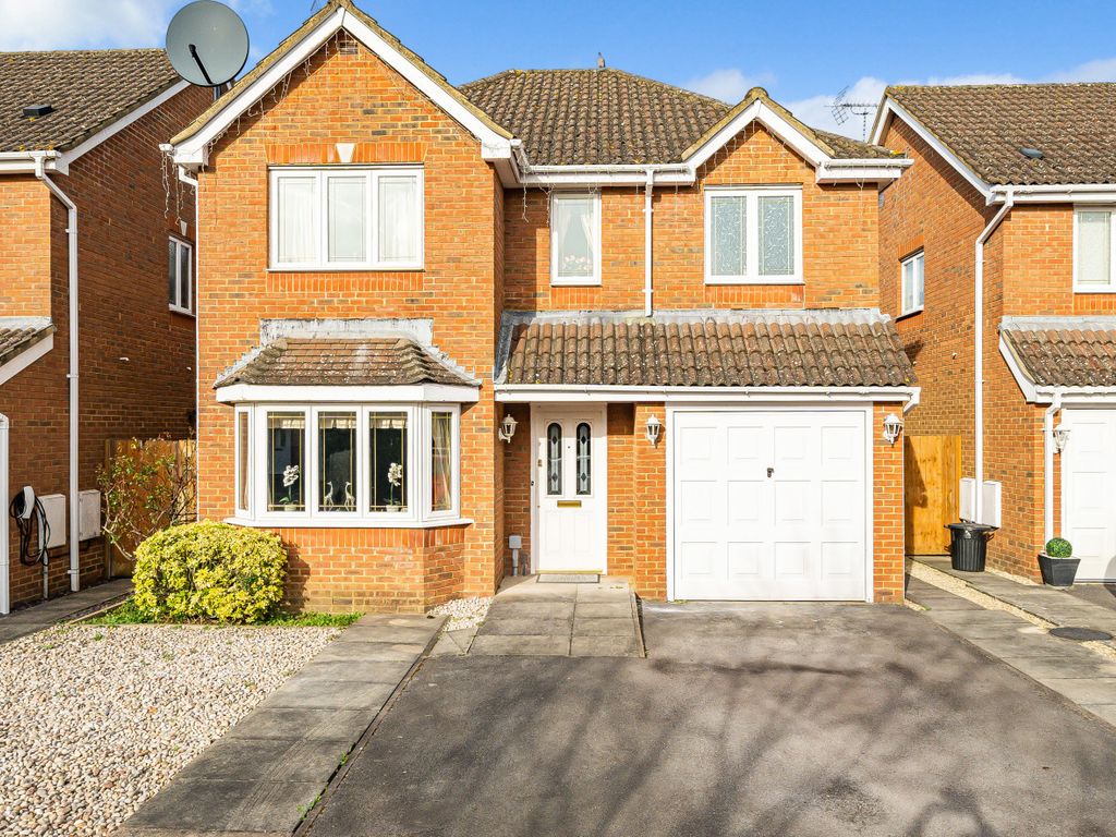 4 bed detached house for sale in Ashford, Surrey TW15, £650,000