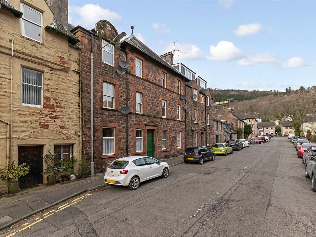 1 bed flat for sale in Cross Street, Callander, Stirlingshire FK17, £68,000