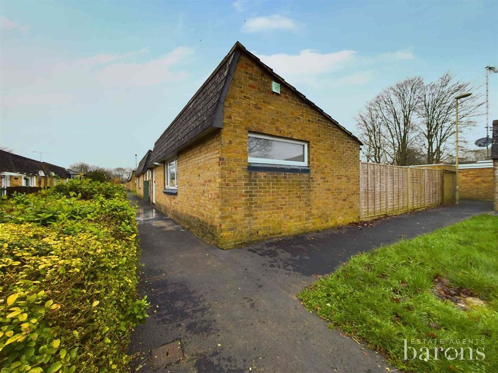 3 bed semi-detached bungalow for sale in Exmoor Close, Buckskin, Basingstoke RG22, £290,000