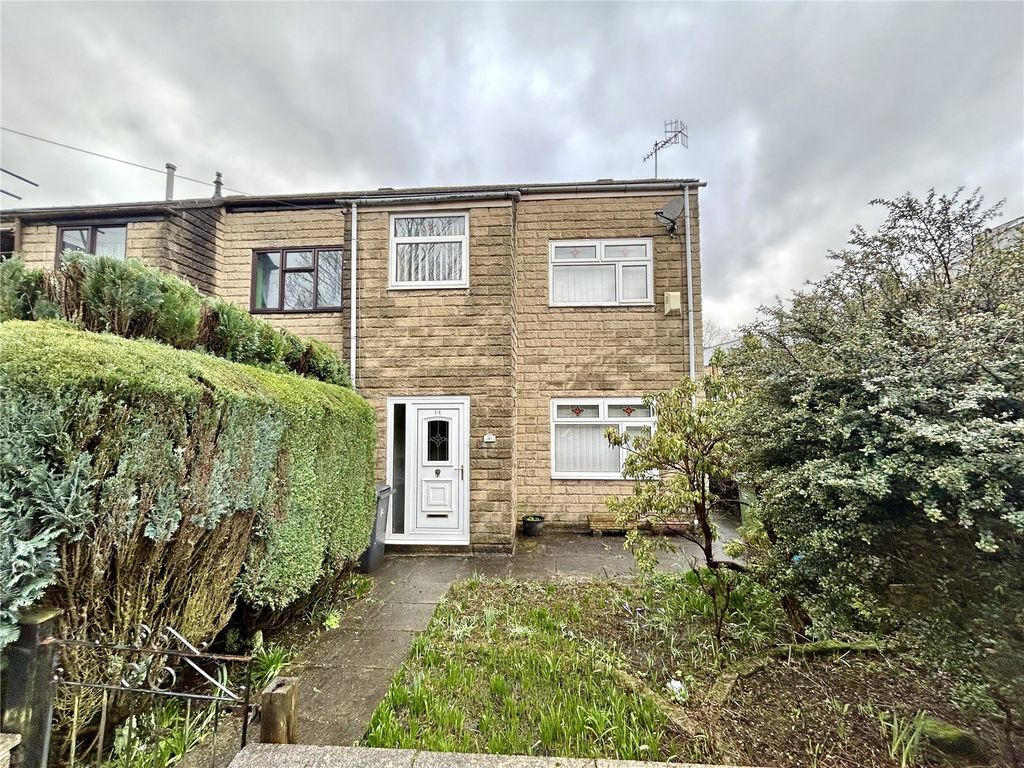 3 bed terraced house for sale in Pickhill, Uppermill, Saddleworth OL3, £285,000